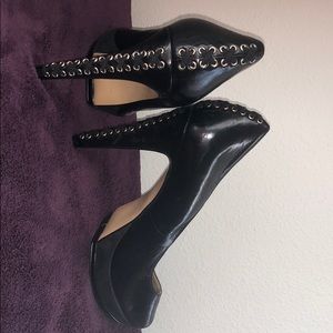 Nine West sexy peep toe heel